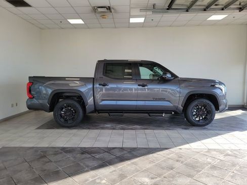 New 2026 Toyota Tundra SR5 w/ SR5 Convenience Package image 4