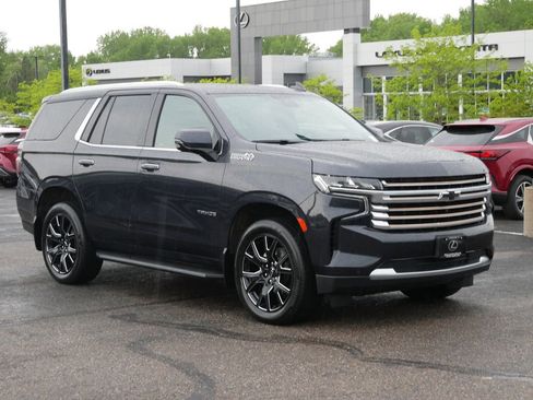Used 2023 Chevrolet Tahoe High Country AWD/4WD image 1