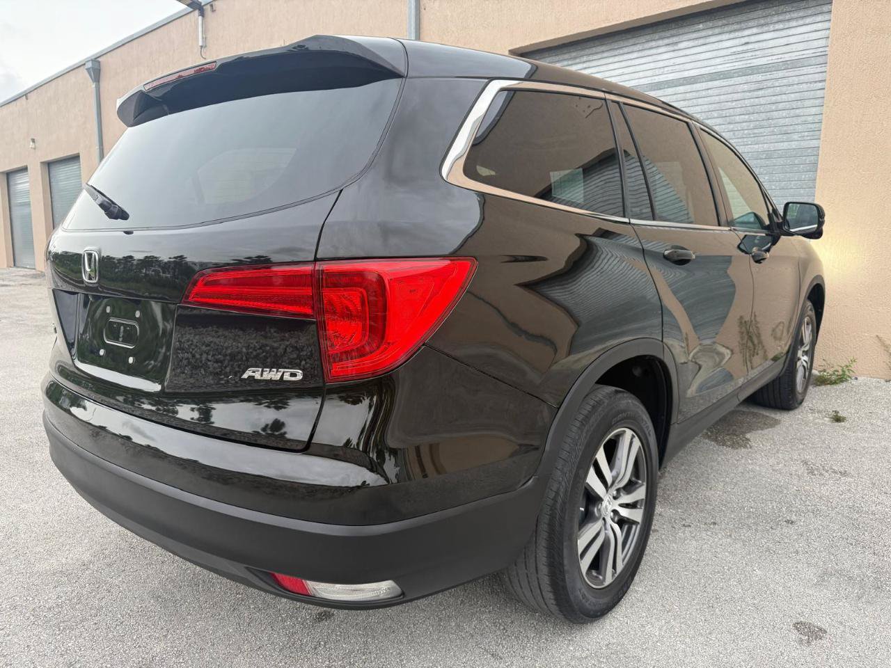 Used 2016 Honda Pilot EX-L image 5