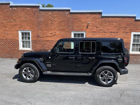 Used 2021 Jeep Wrangler Unlimited Sahara w/ Dual Top Group image 3
