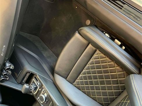 Used 2020 Audi R8 V10 image 16