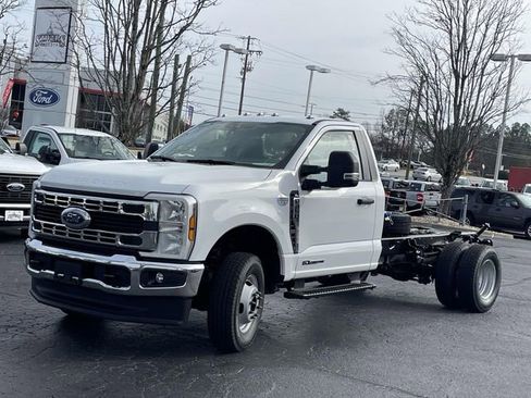 New 2026 Ford F550 2WD Regular Cab Super Duty image 24