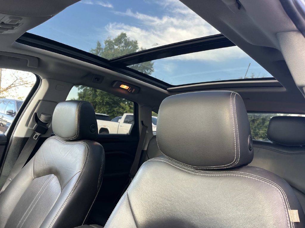 Used 2016 Cadillac SRX Luxury FWD image 34