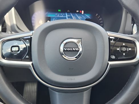 Used 2024 Volvo S60 B5 Plus FWD image 9