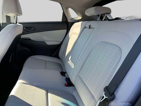 Used 2023 Hyundai Kona SEL image 14