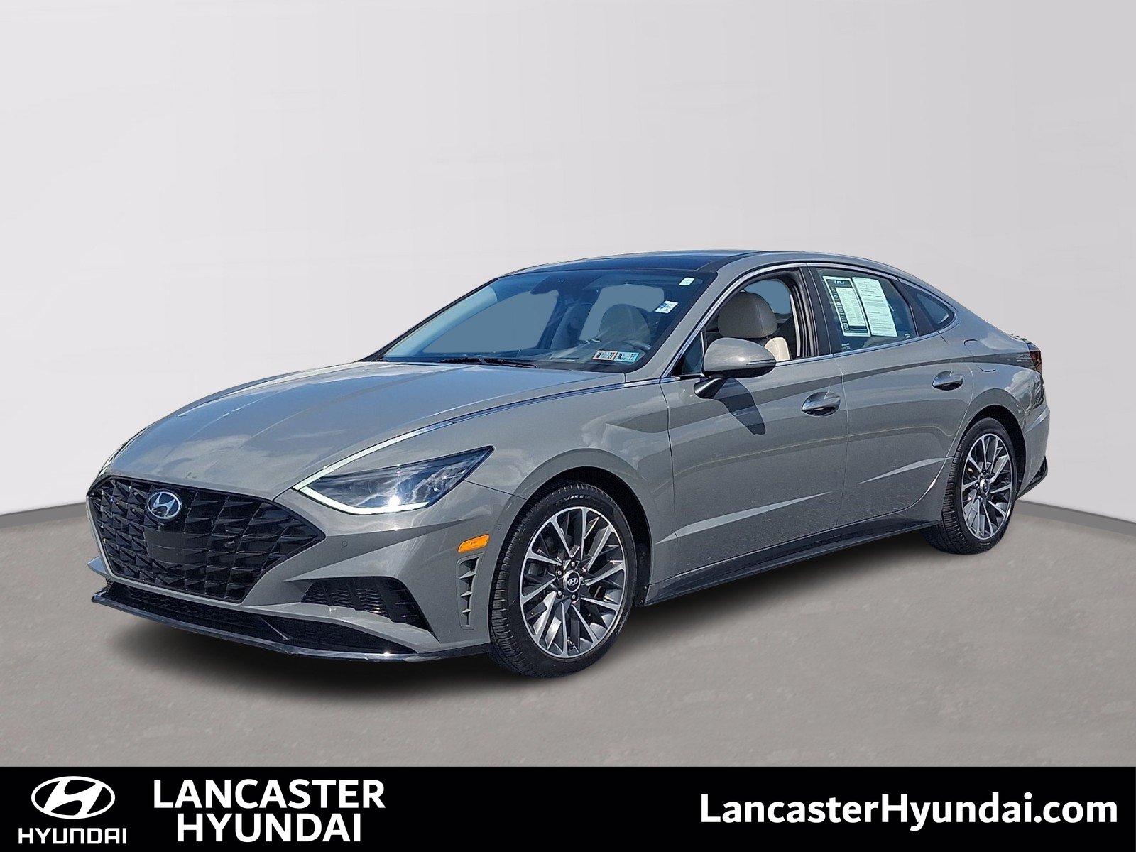 Used 2021 Hyundai Sonata Limited w/ Preferred Accessory Package FWD image 1