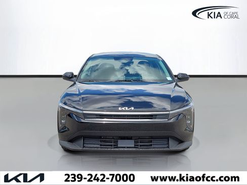 New 2026 Kia K4 FWD image 2