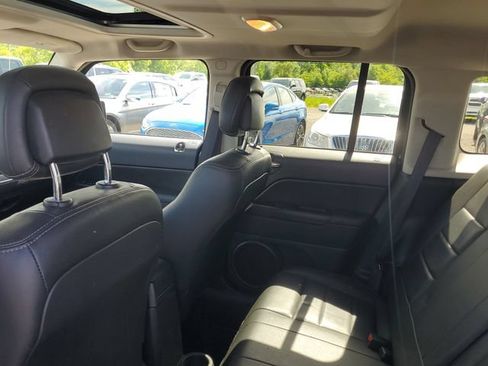 Used 2017 Jeep Patriot High Altitude AWD/4WD image 8