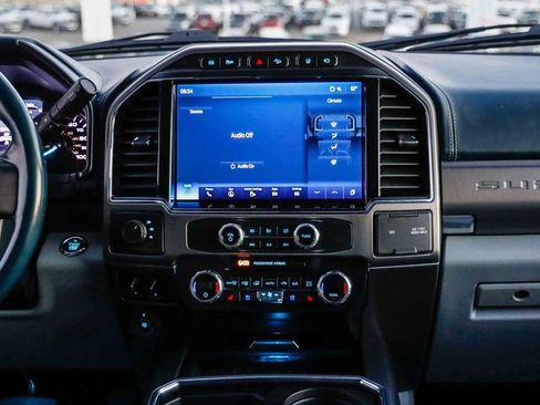 Used 2022 Ford F450 Limited w/ FX4 Off-Road Package image 15