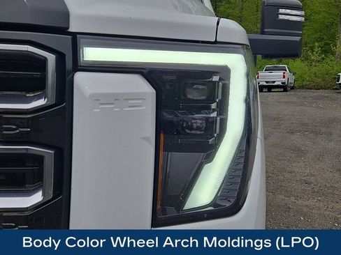Used 2025 GMC Sierra 2500 AT4 AWD/4WD image 31