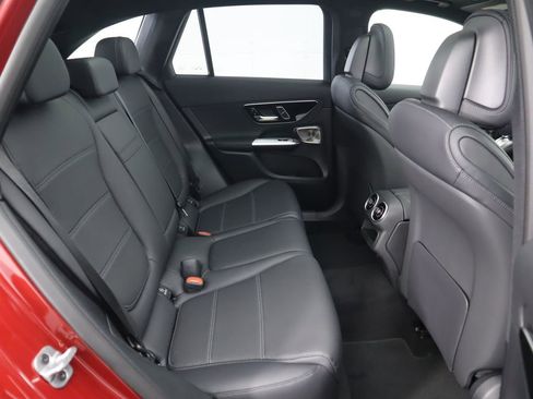 Certified 2026 Mercedes-Benz GLC 300 image 24