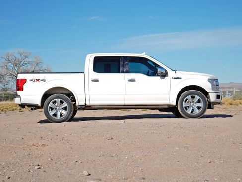 Used 2018 Ford F150 Platinum w/ Equipment Group 701A Luxury AWD/4WD image 11