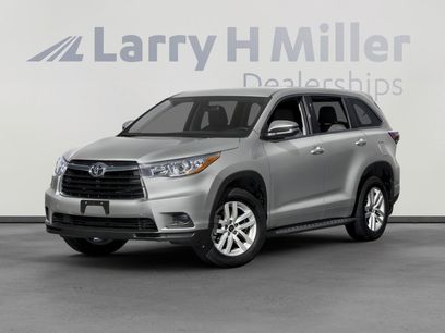 Used 2016 Toyota Highlander LE w/ Protection Package #3