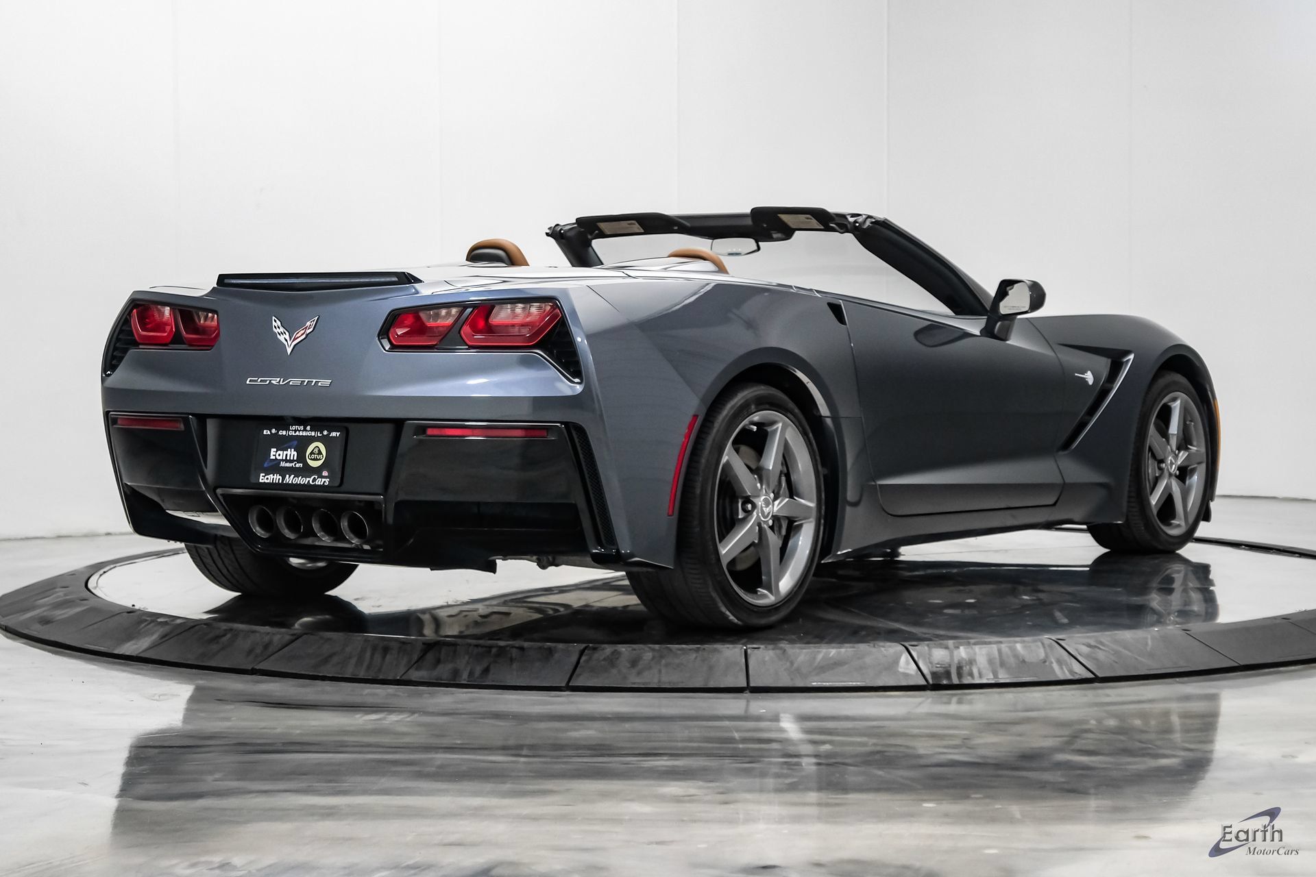 Used 2014 Chevrolet Corvette Stingray Convertible w/ 2LT Preferred Equipment Group RWD image 21