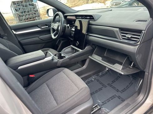 Used 2025 GMC Terrain Elevation image 38