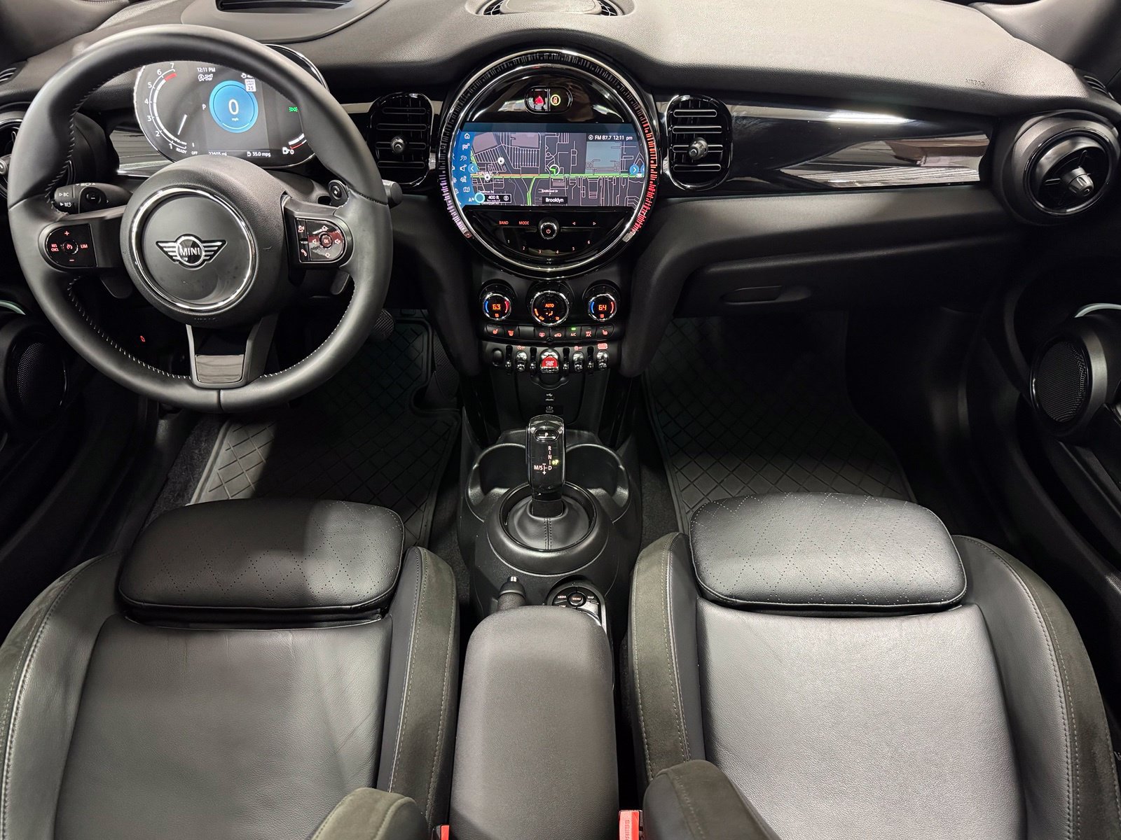 Used 2024 MINI Cooper S FWD image 2