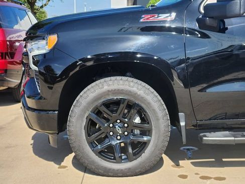 Used 2024 Chevrolet Silverado 1500 RST w/ Z71 Off-Road Package AWD/4WD image 6