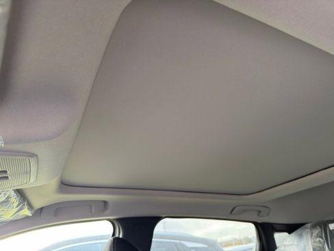 New 2026 Nissan Kicks SV w/ SV Premium Package image 18