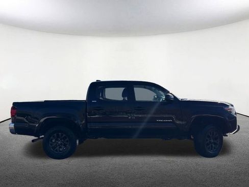 Certified 2023 Toyota Tacoma SR5 image 18