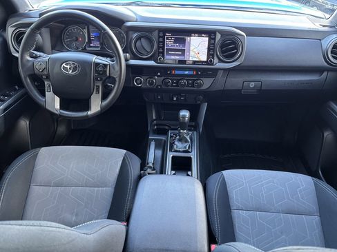 Used 2020 Toyota Tacoma TRD Sport image 22
