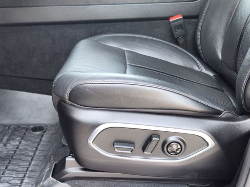 Used 2024 Jeep Wagoneer Series II image 26