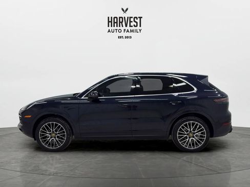 Used 2020 Porsche Cayenne AWD/4WD image 2