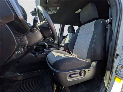 Used 2023 Toyota Tacoma TRD Off-Road AWD/4WD image 15