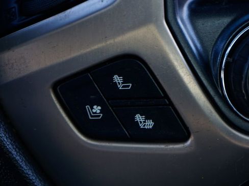 Used 2018 GMC Sierra 3500 Denali w/ Duramax Plus Package image 34