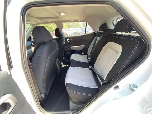 New 2026 Hyundai Venue SEL FWD image 34