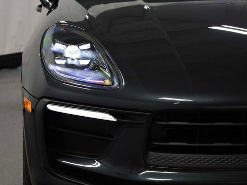 New 2026 Porsche Macan AWD/4WD image 14