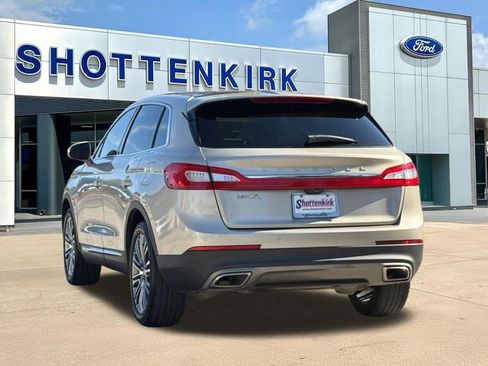 Used 2017 Lincoln MKX Reserve w/ Lincoln MKX Climate Package image 5