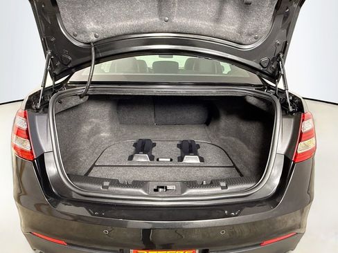 Used 2013 Ford Taurus SHO image 32