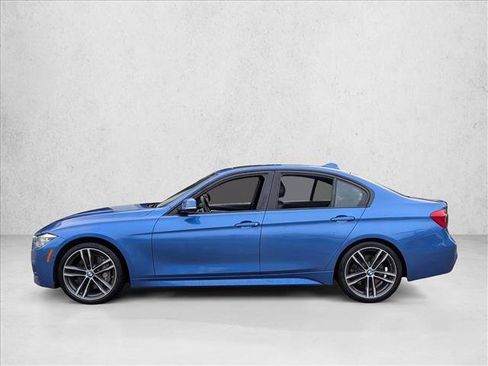 Used 2018 BMW 340i Sedan w/ Executive Package image 8