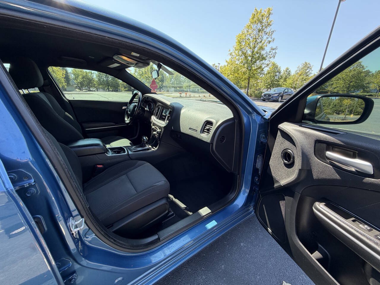 Used 2020 Dodge Charger SXT RWD image 19