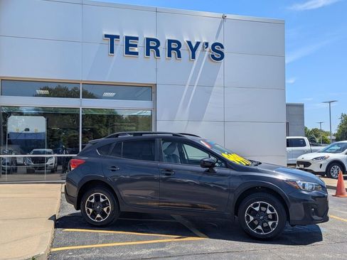 Used 2019 Subaru Crosstrek 2.0i Premium w/ Popular Package #2 AWD/4WD image 2