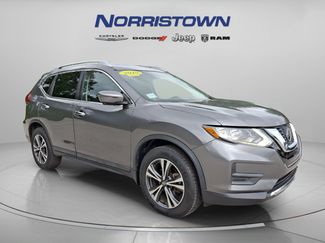 Used 2019 Nissan Rogue SV w/ Premium Package AWD/4WD video 1