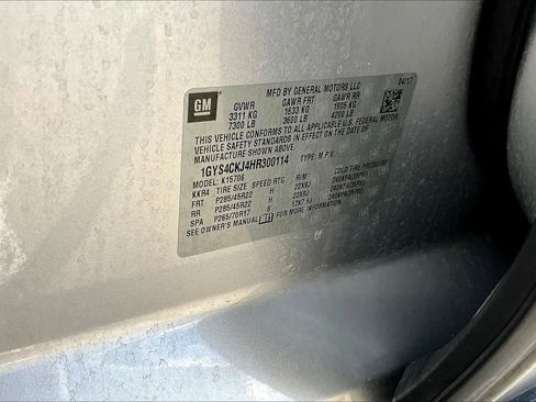 Used 2017 Cadillac Escalade Premium Luxury image 33