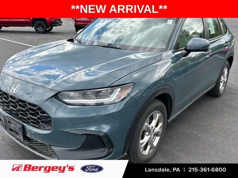 Used 2023 Honda HR-V LX image 1