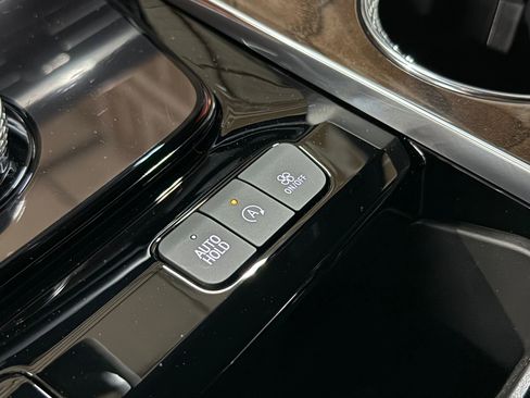 New 2026 Cadillac Escalade ESV Platinum Sport image 39