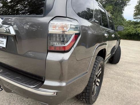Used 2016 Toyota 4Runner Limited AWD/4WD image 23