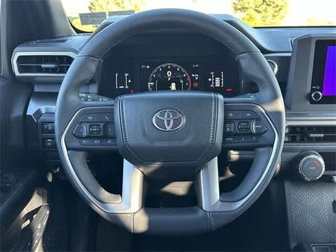 Used 2025 Toyota 4Runner SR5 image 7