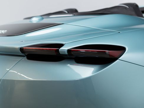 Certified 2024 Ferrari Roma Spider RWD image 91