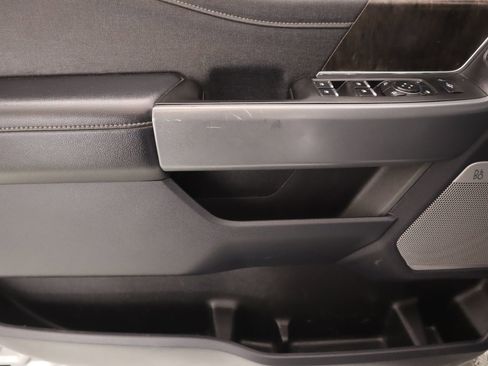 Used 2024 Ford F250 Lariat w/ Lariat Ultimate Package image 17