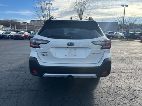 Certified 2023 Subaru Outback Limited image 4