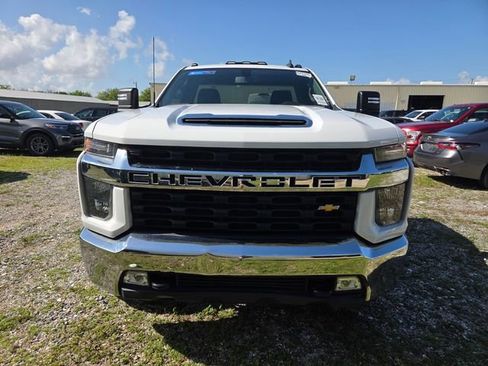 Used 2021 Chevrolet Silverado 2500 LT w/ Convenience Package RWD image 2