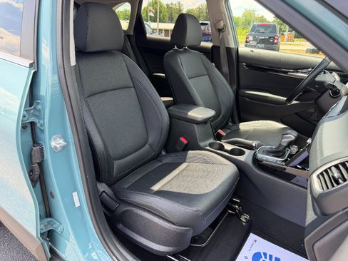 Used 2024 Kia Seltos EX AWD/4WD image 15