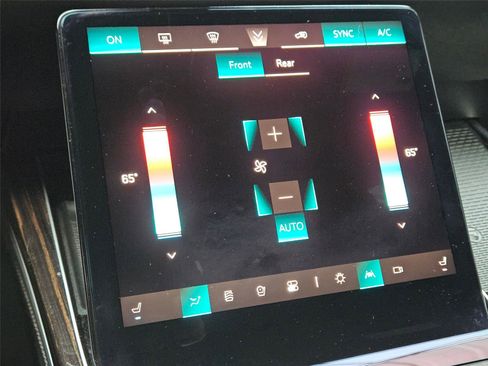 Certified 2025 Cadillac Escalade Premium Luxury w/ LPO, Floor Liner Package AWD/4WD image 19