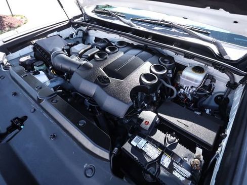 Used 2017 Toyota 4Runner Limited AWD/4WD image 58