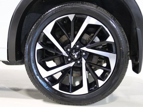 Used 2024 Mitsubishi Outlander 4WD Plug-In Hybrid image 78