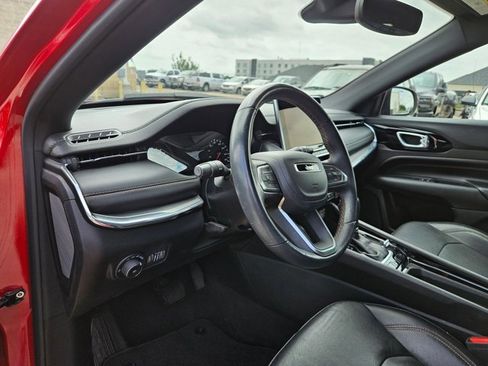 Used 2022 Jeep Compass Limited AWD/4WD image 10